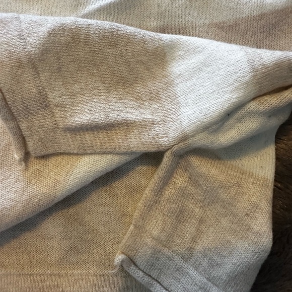 Old Navy Beige Knit Top - Picture 6 of 9